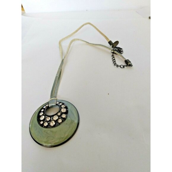 Lia Sophia Enamel polished pendant with crystals - Leather necklace -both signed - Picture 3 of 9